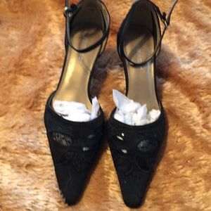 EUC Nine West Fabric Embellished Heels